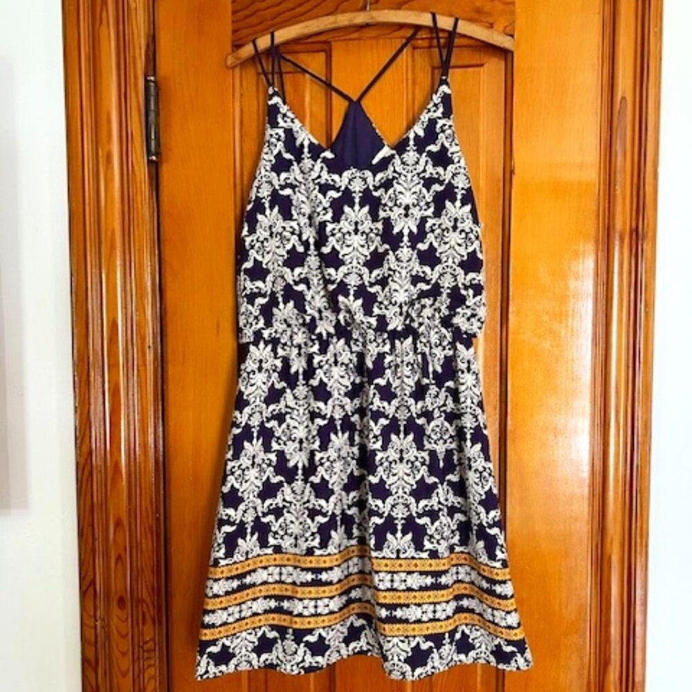 PINK OWL MINI SPAGHETTI STRAP PURPLE FLORAL PRINT LINED DRESS WOMAN'S MEDIUM